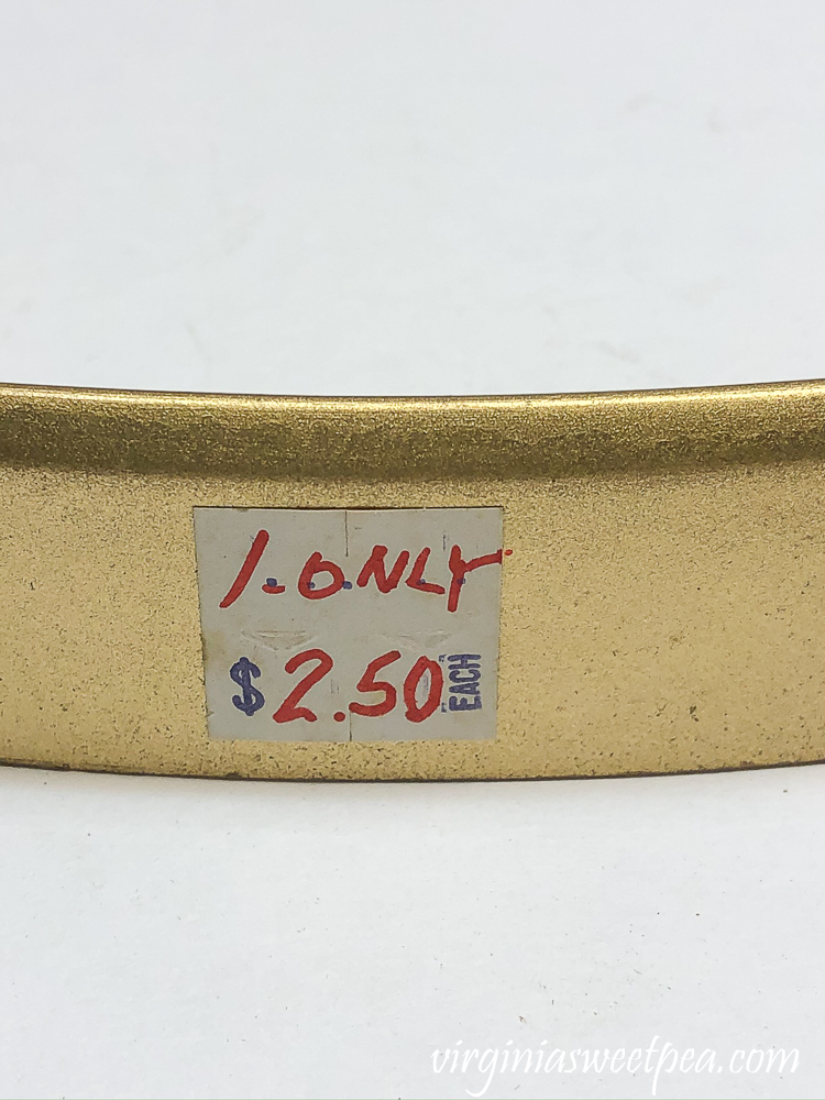 Price tag on picture frame