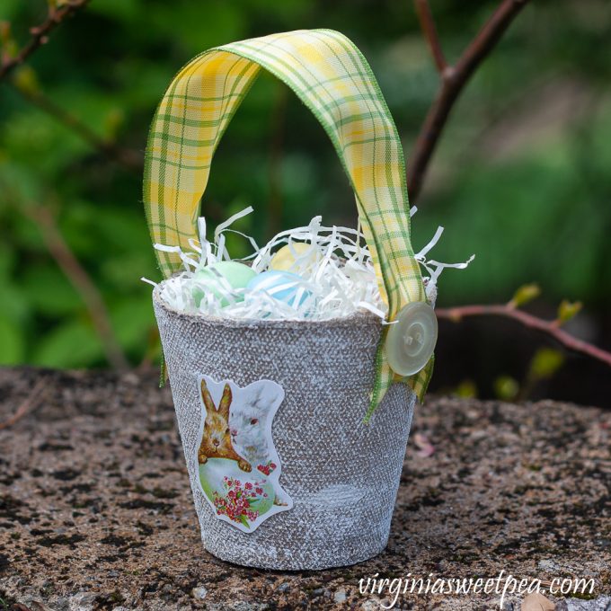 DIY Peat Pot Easter Treat Basket