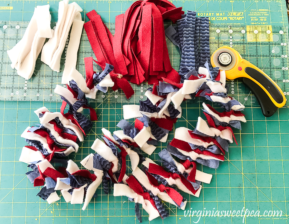 Steps to make a patriotic rag garland