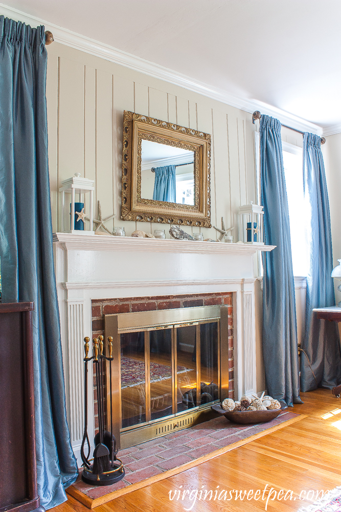 Coastal Themed Summer Mantel