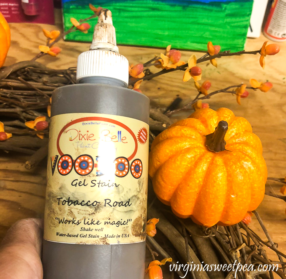 Using Dixie Belle VooDoo Gel Stain to stain a faux pumpkin