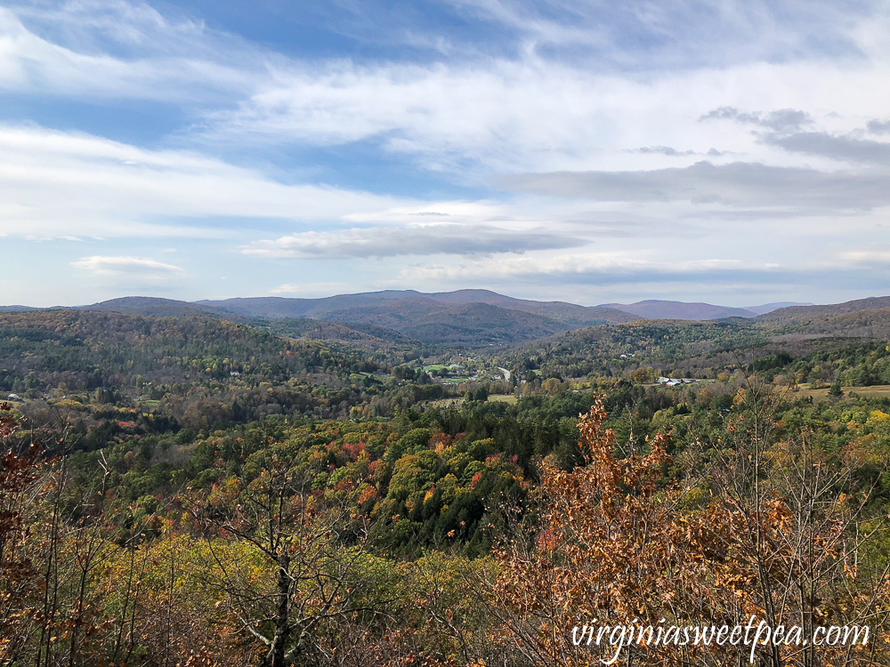 Fall foliage in Woodstock, VT from the summit of Mt. Tom