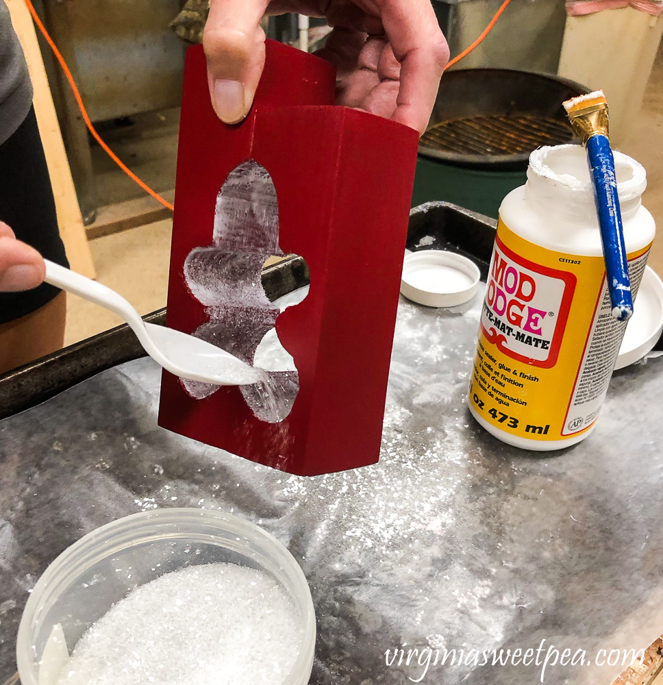 Glittering a Candle Holder with a Gingerbread Man Cut into the Wood