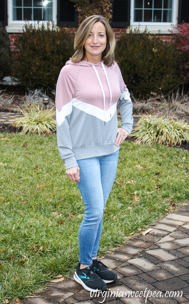Stitch Fix Kaileigh Olivia Chevron ColorBlock Hooded Knit Top