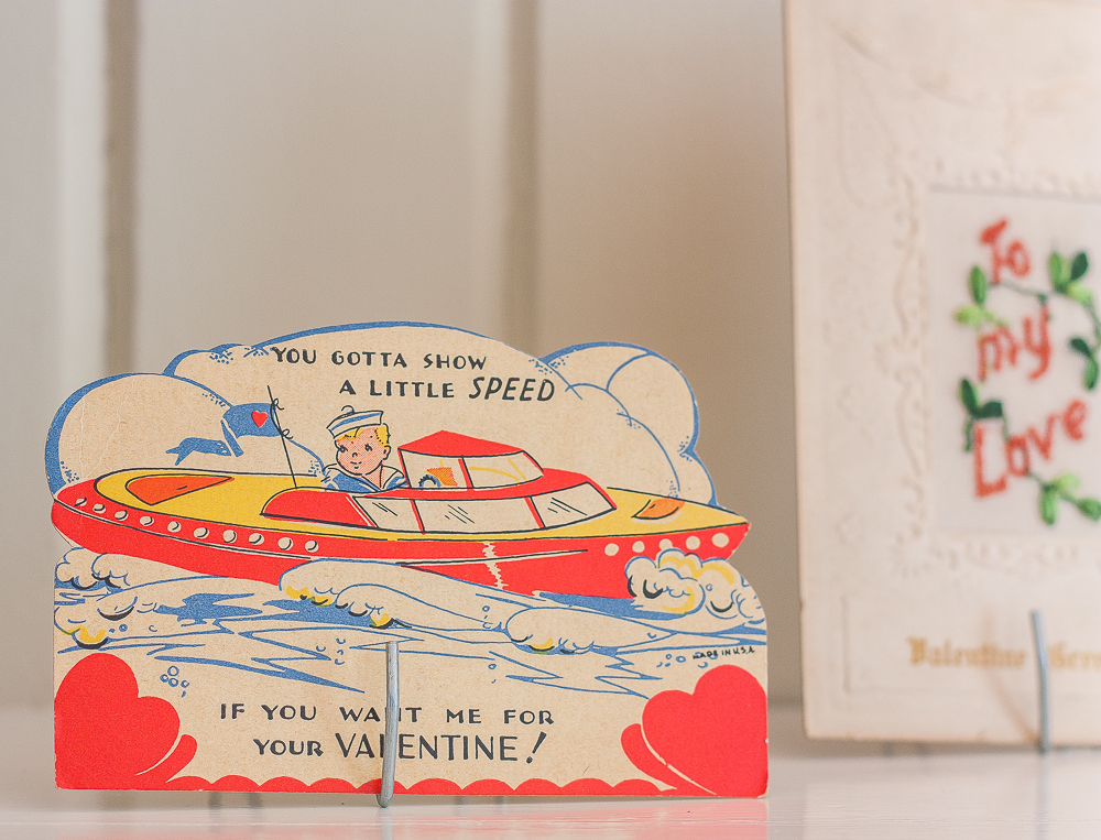 Vintage speed boat Valentine's Day card