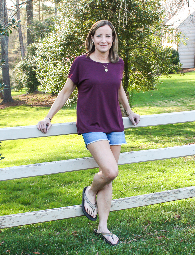 Stitch Fix Review - Corinne Performance Cross Back Tee with Just Black High Rise Fray Hem Short