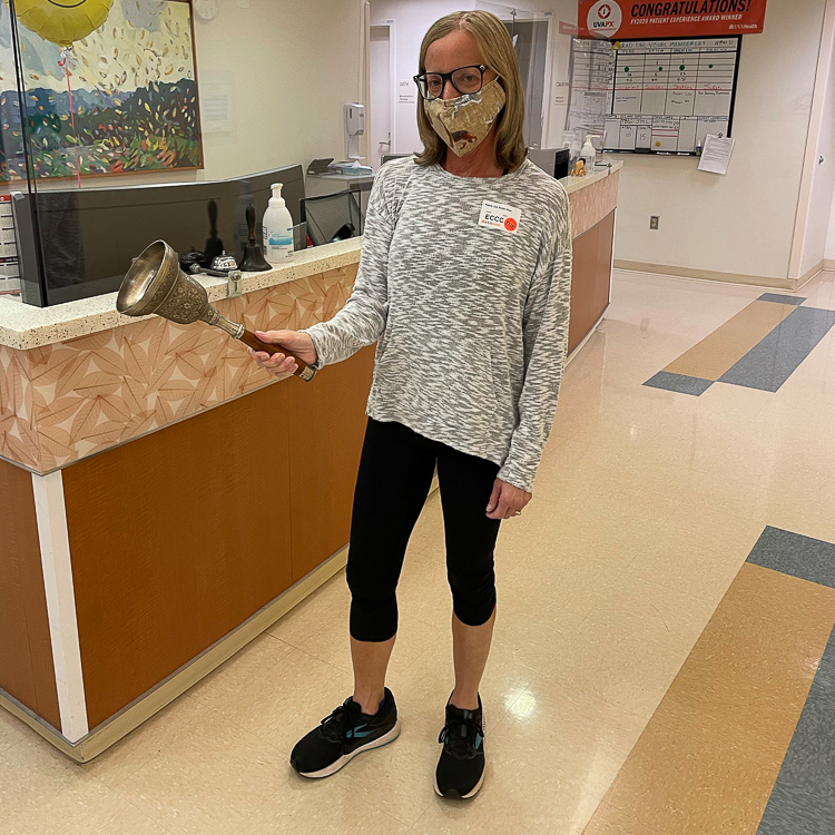 Ringing the bell after the last radiation treatment