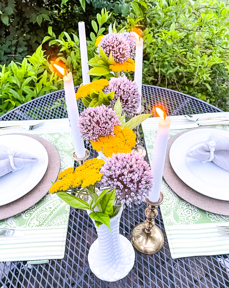 Outdoor summer tablescape