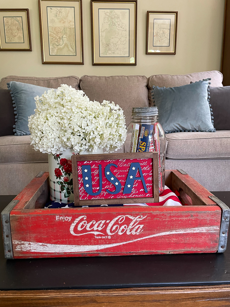 Patriotic centerpiece