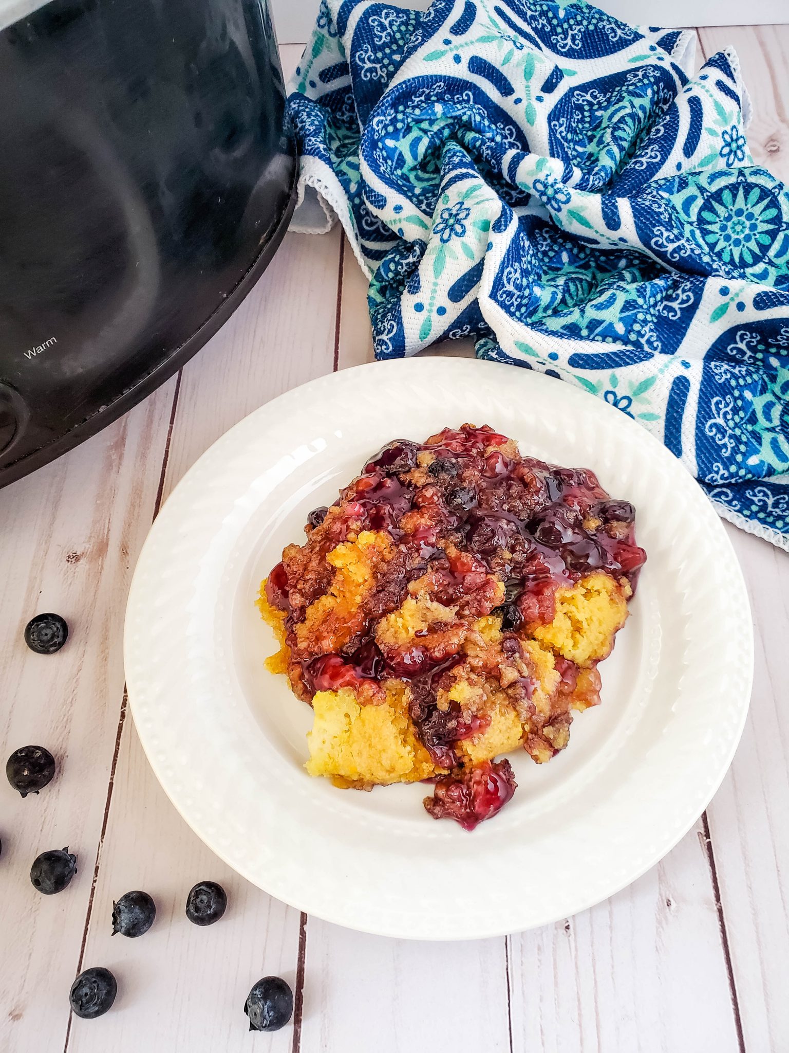 Crockpot Lemon Blueberry Dump Cake