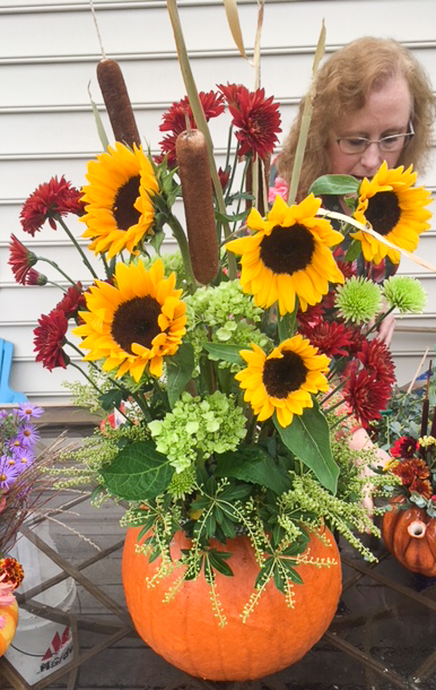 Ideas for Making Pumpkin Flower Arrangements