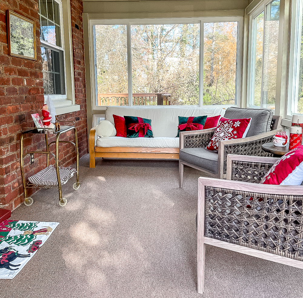 Sunporch decorated for Christmas