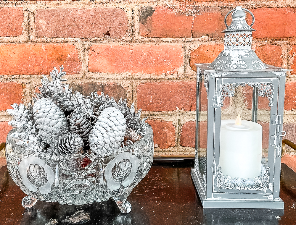 Cozy winter porch decor