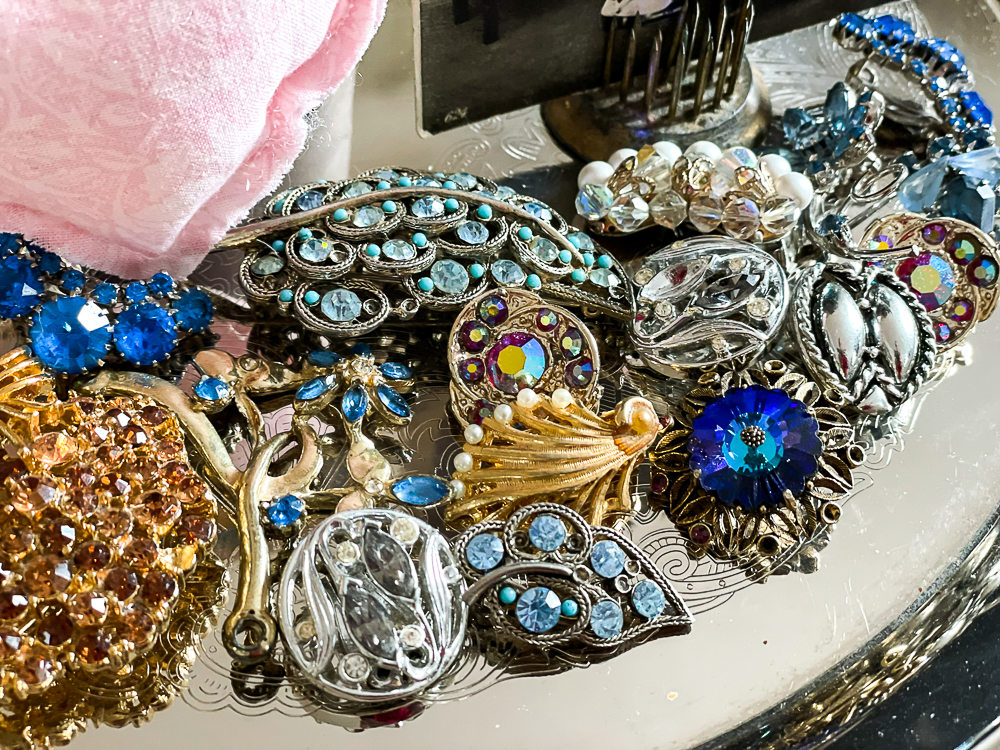 vintage earrings and pins