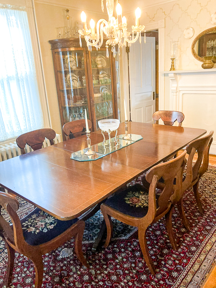 Vintage dining room table and chairs