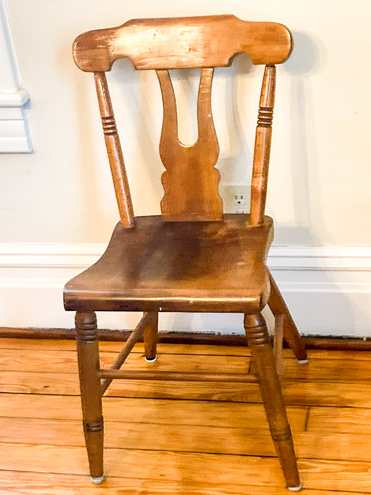 Vintage and Antique Chairs